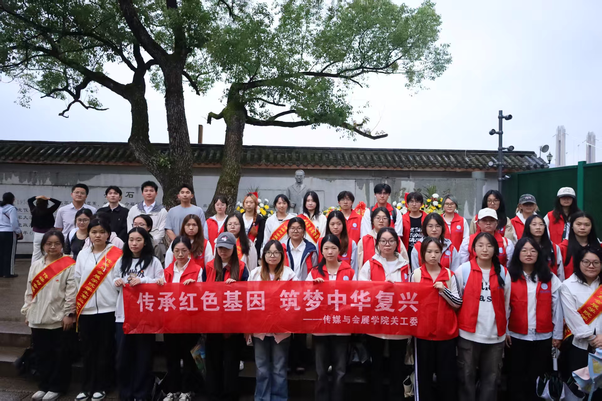 f3dd405db968b97cb0b1cdc3b12cfc29.jpg